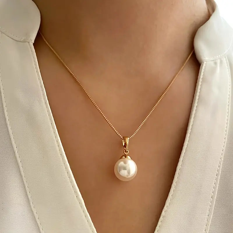 Set di gioielli eleganti con perle