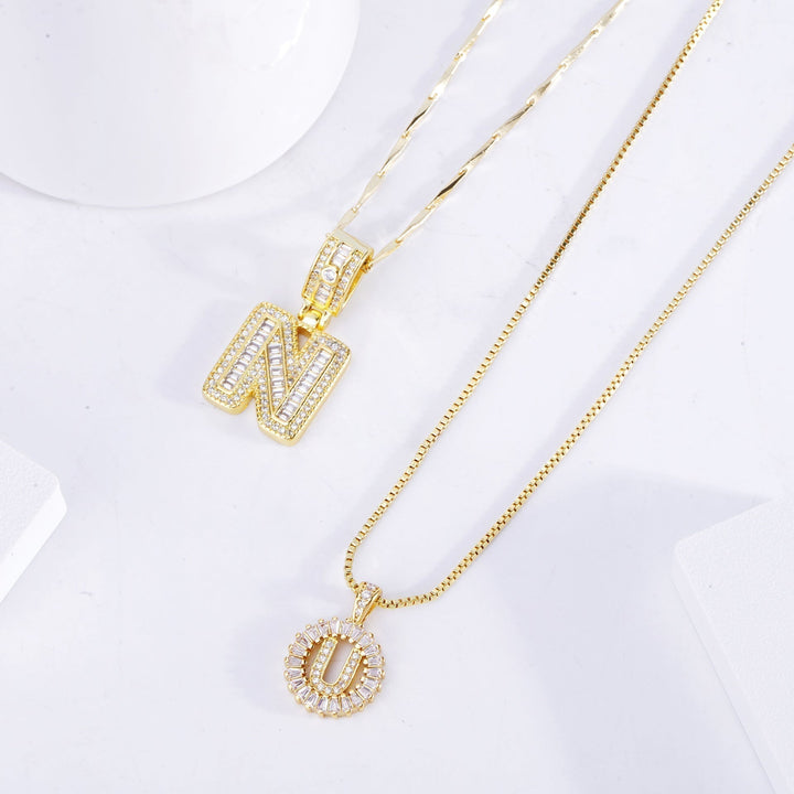 Set di Collane con Iniziale in Moissanite