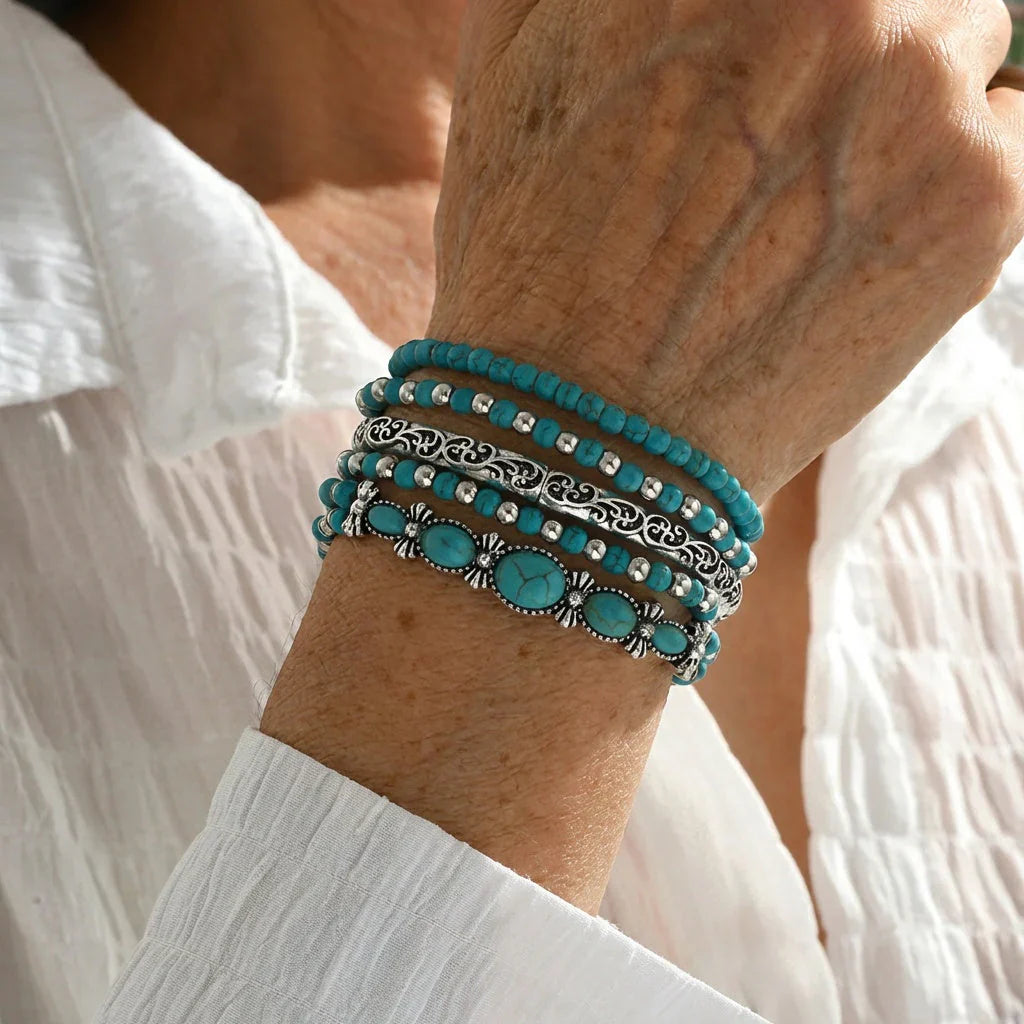 Set di bracciali boho con perline turchesi